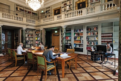 Burgerbibliothek.jpg Burgerbibliothek.jpg