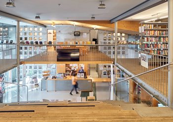 Buempliz-0159.jpg Buempliz-0159.jpg